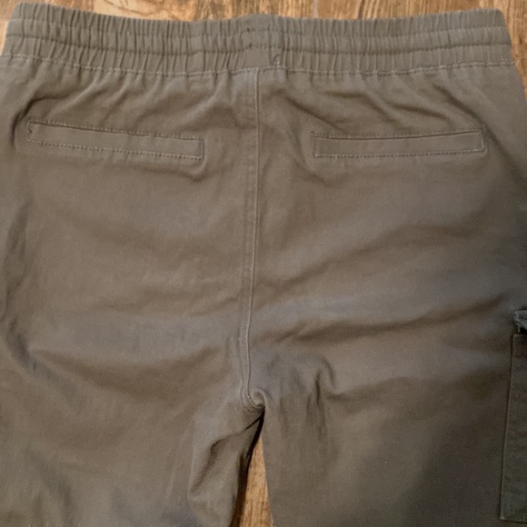 ARMY GREEN DISTRESSED JOGGERS - Picture 5 of 6